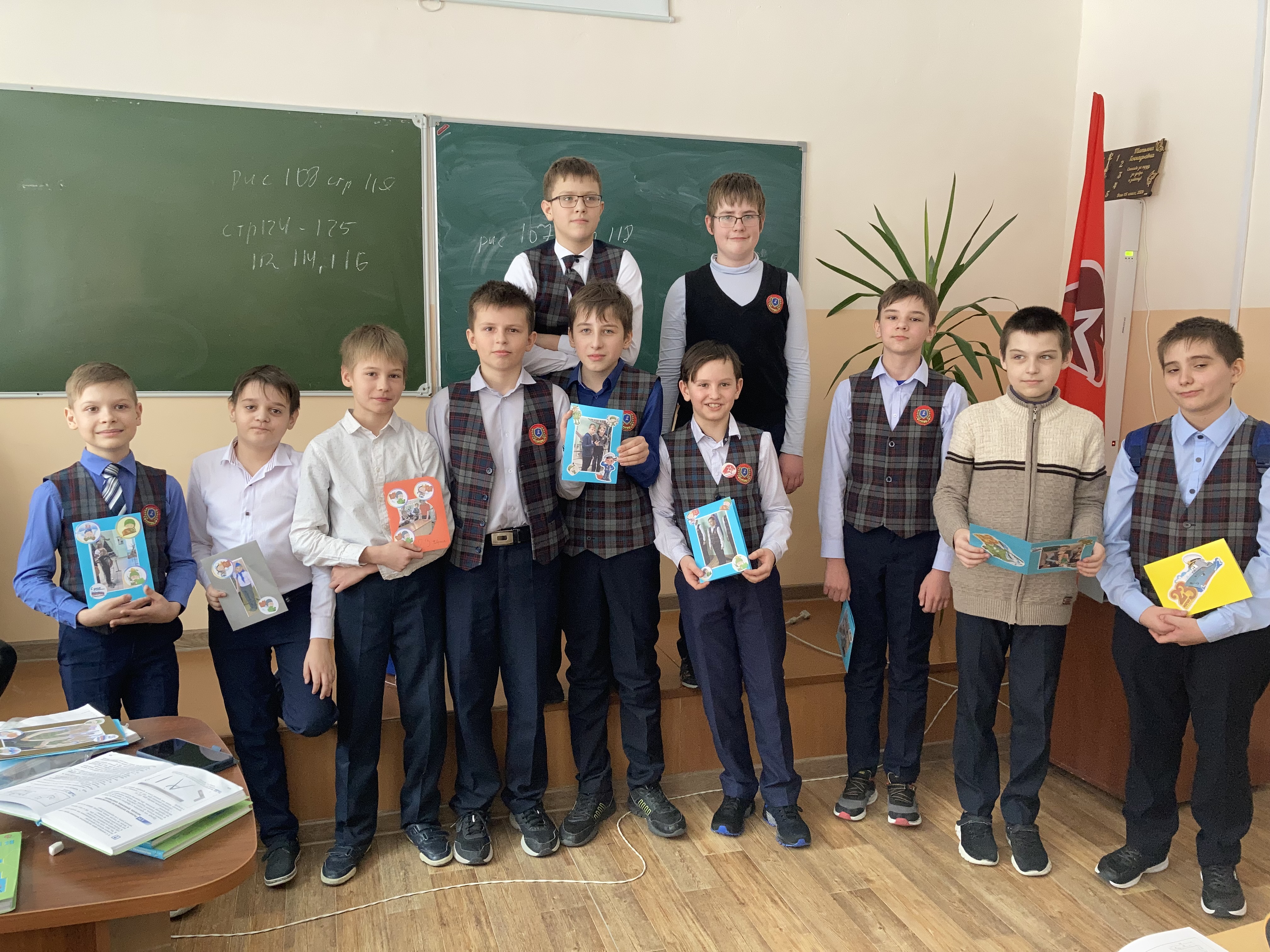 Открытки к 23 февраля своими руками.
