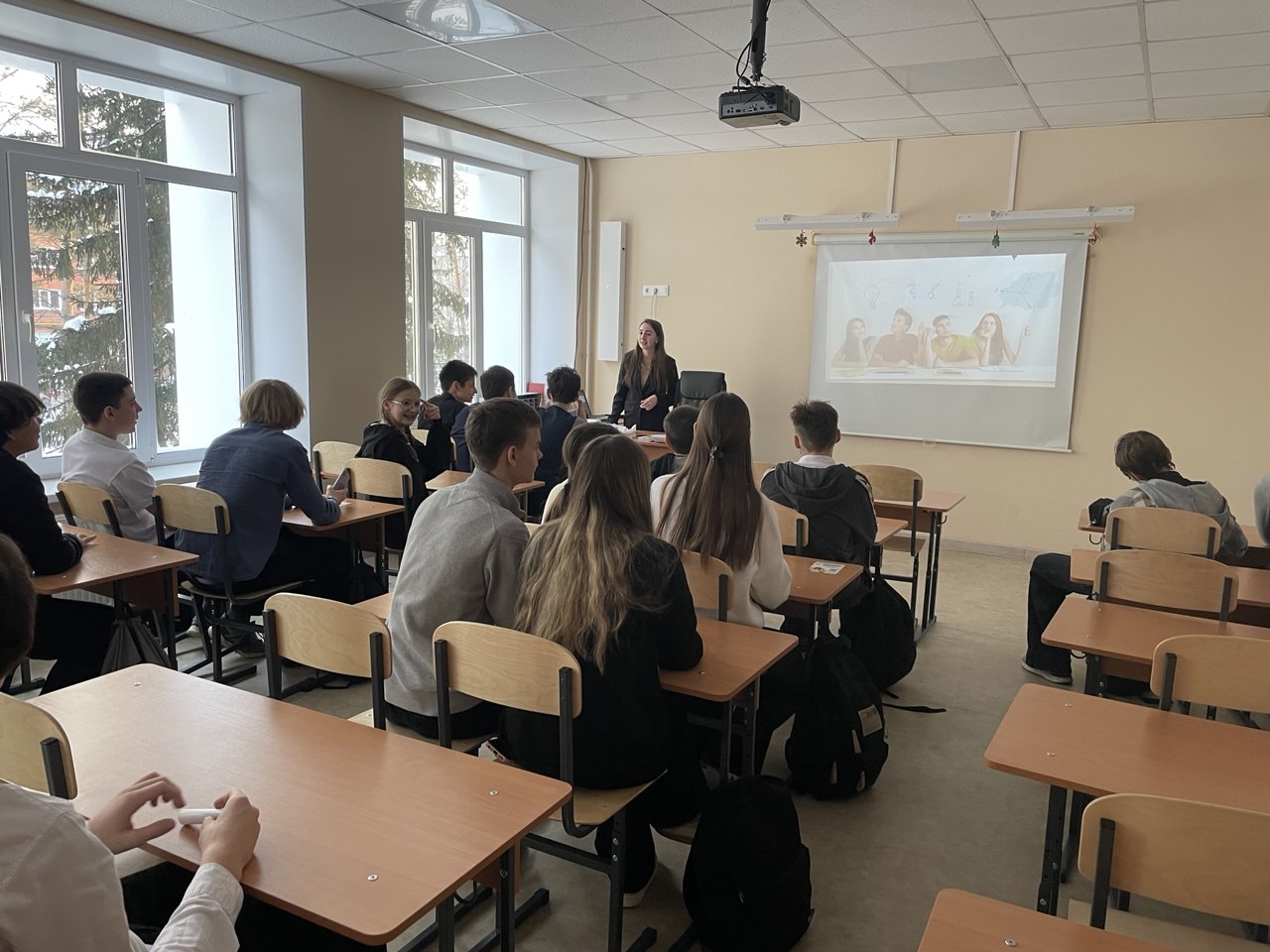 Профориентационное занятие с  центром «Логос».