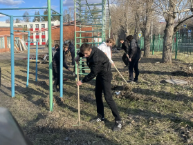 Весенний субботник.